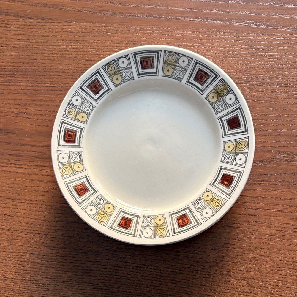 KATHIE WINKLE - MCM Broadhurst Ironstone “Rushtone” Pattern Side Plates